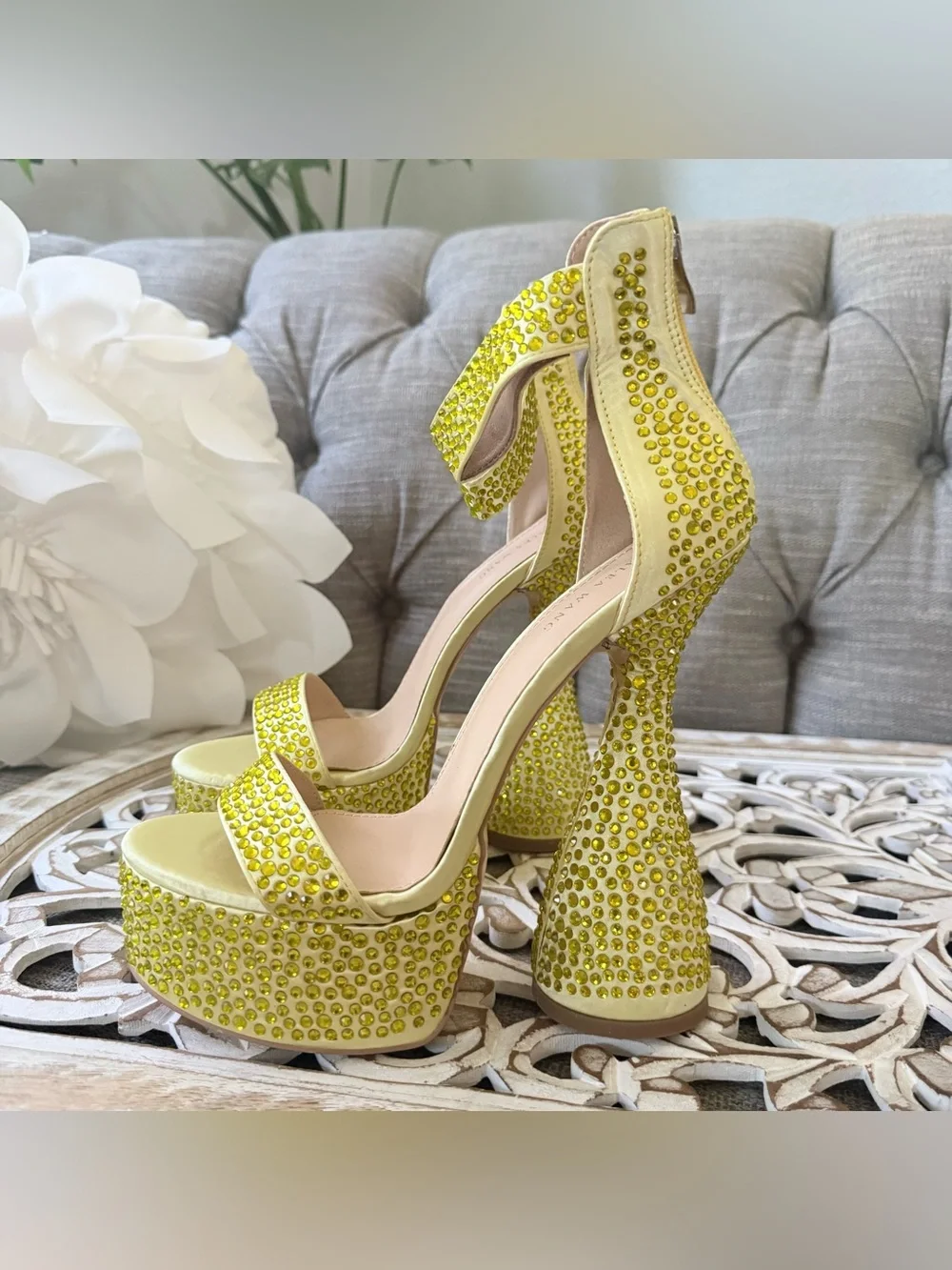 AZALEA WANG Lime Crystal Platform Sandals Women’s 11 NEW